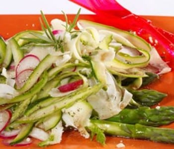 Salade italienne aux asperges et aux cèpes
