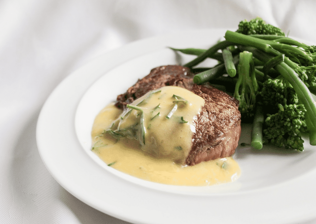 Sauce béarnaise: recette vraie et facile - La Bonne Cuisine
