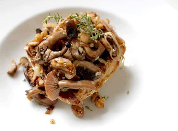 toasts aux champignons des bois