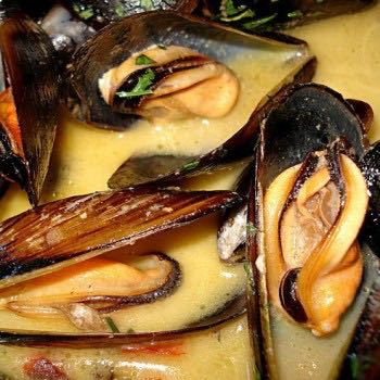 Moules au Roquefort et à la crème