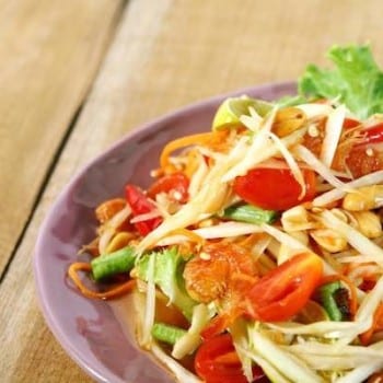 Salade de Papaye… dite Som Tam ou Papaya Pok Pok :)