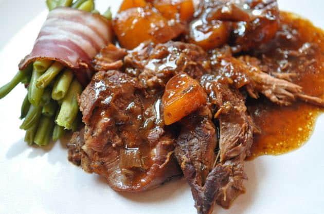 gigot d’agneau aux deux sauces