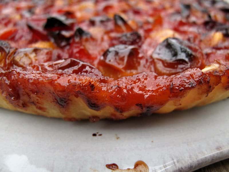 Tarte aux prunes rouges