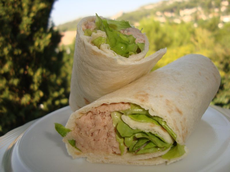 Wrap au thon, oeuf dur et mayonnaise