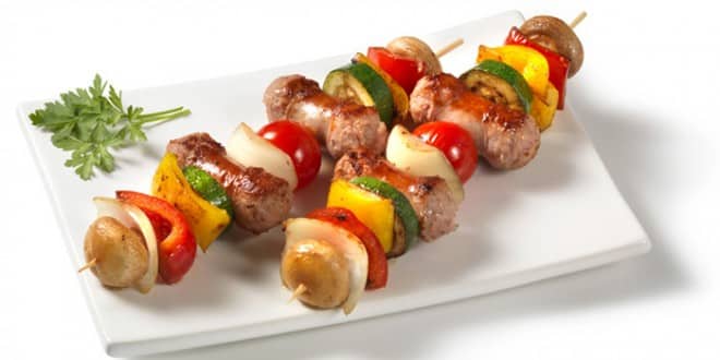 brochettes de saucisses
