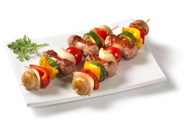 brochettes de saucisses