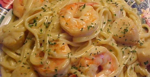 salade de pâtes aux crevettes en ratatouille